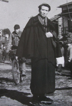 Osamu Dazai. 1947-1948-ci illər. Vikipediya - elektron ensiklopediya.